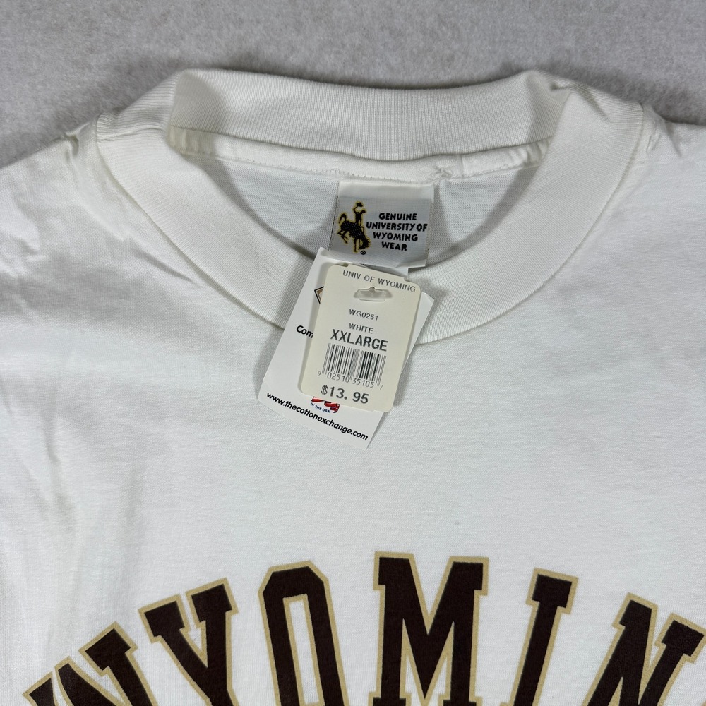 University of Wyoming T-Shirt Mens XXL White Steamboat Cowboy Logo NWT Cotton - Picture 3 of 7